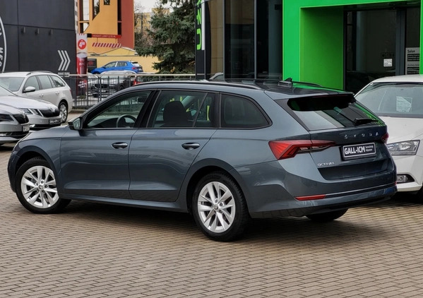 Skoda Octavia cena 88999 przebieg: 95745, rok produkcji 2020 z Darłowo małe 352